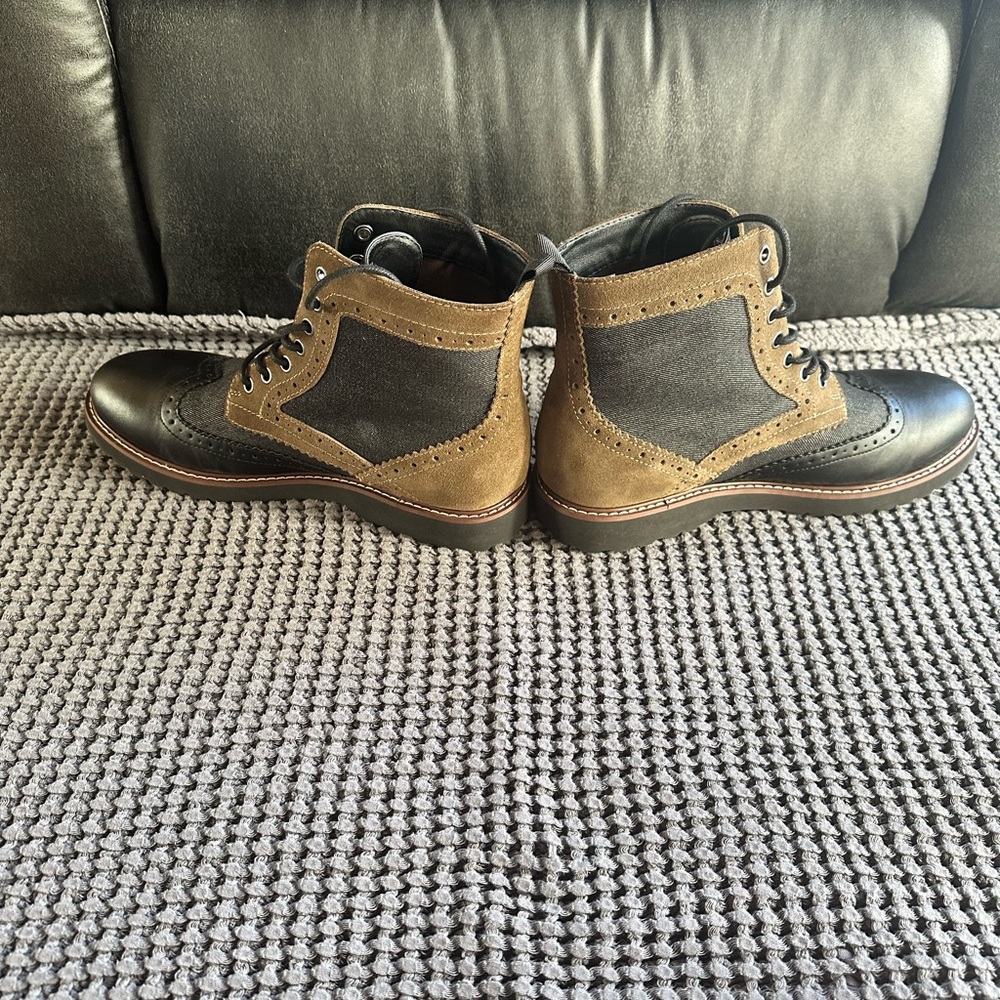 Guess Boots - Picture 3 of 8